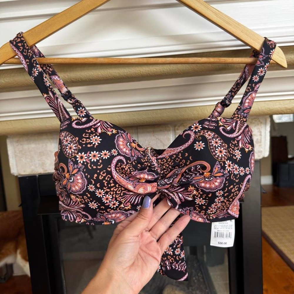 Shade & Shore Paisley Bikini Top (NWT) Pool Beach Resortwear